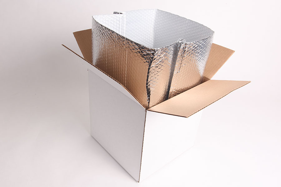 التغليف المعدني أو العازل للحرارة Foil Packaging